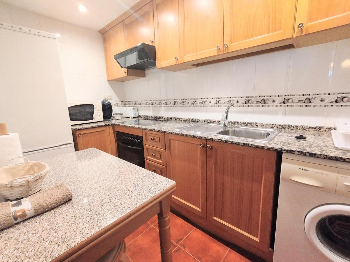 Апартаменты Check-In Casas Sinoantonio Бенаске Экстерьер фото